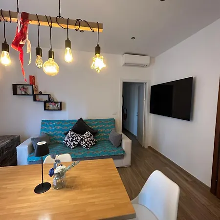 Il Tortellino Vagante - Elegant Apartment Modena Exterior photo